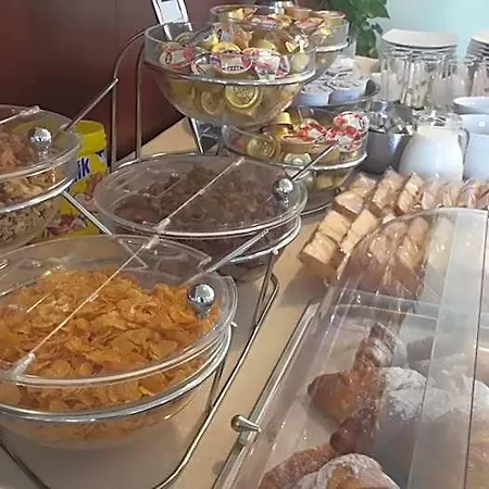 فندق Miramare 3*