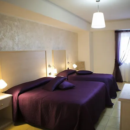 Miramare Hotel 3*